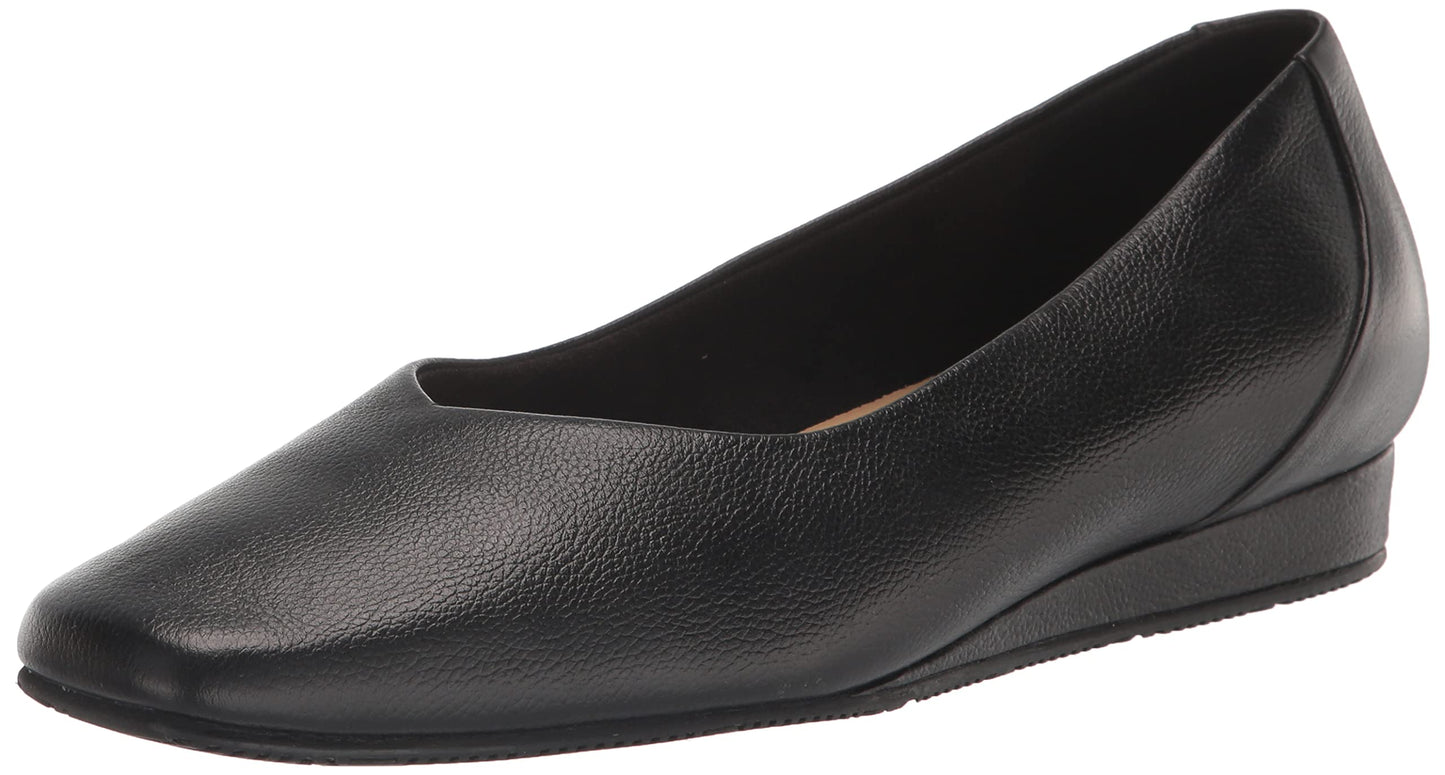 SoftWalk Women's Vellore